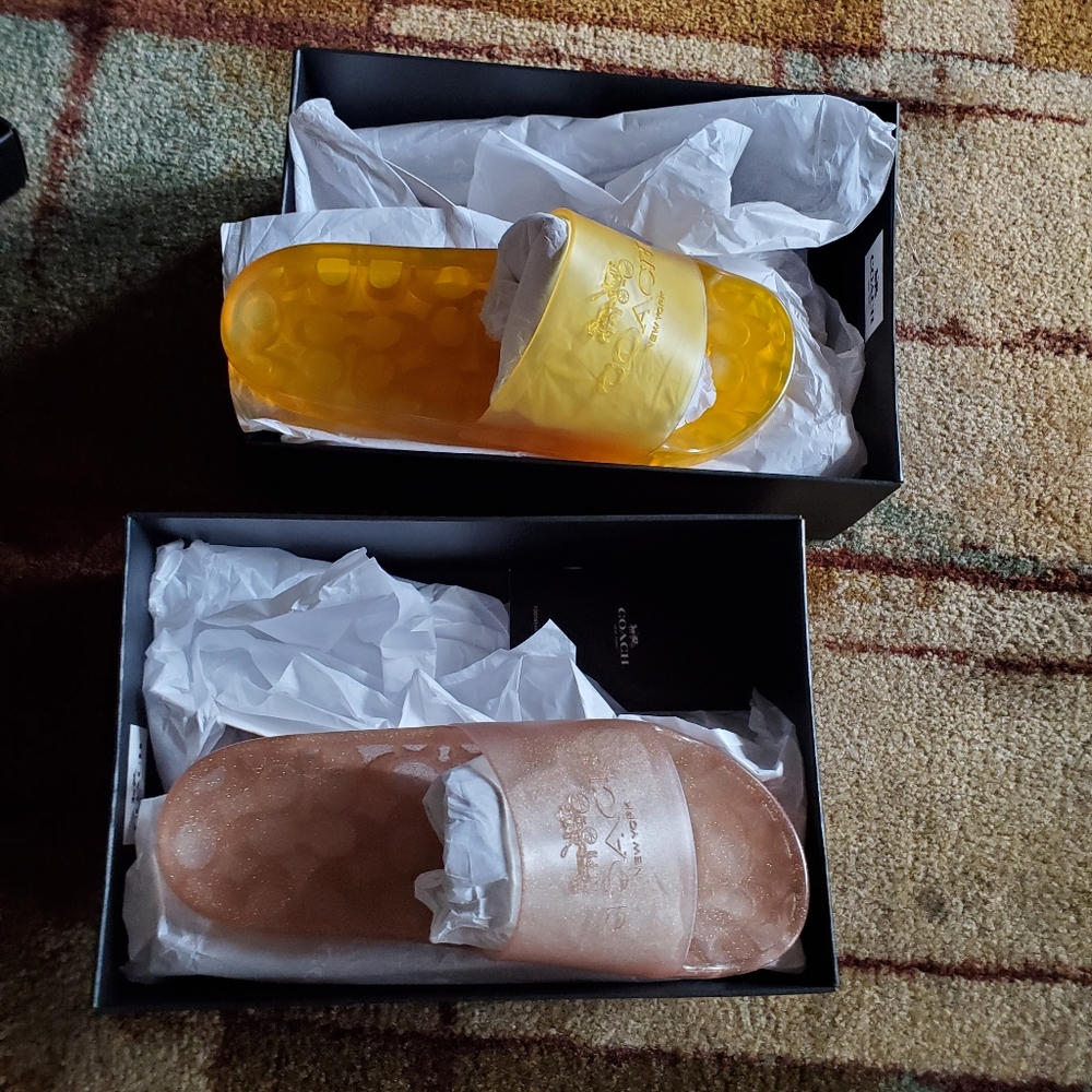 Shoes - Picture 2 of 3